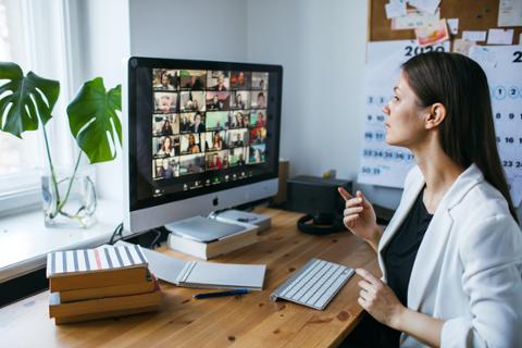 Go to article Airbnb CEO Thinks Remote-Working Companies Have a Talent Advantage