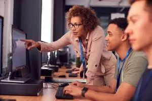 Data Analyst Job Description: A Guide for Hiring Managers